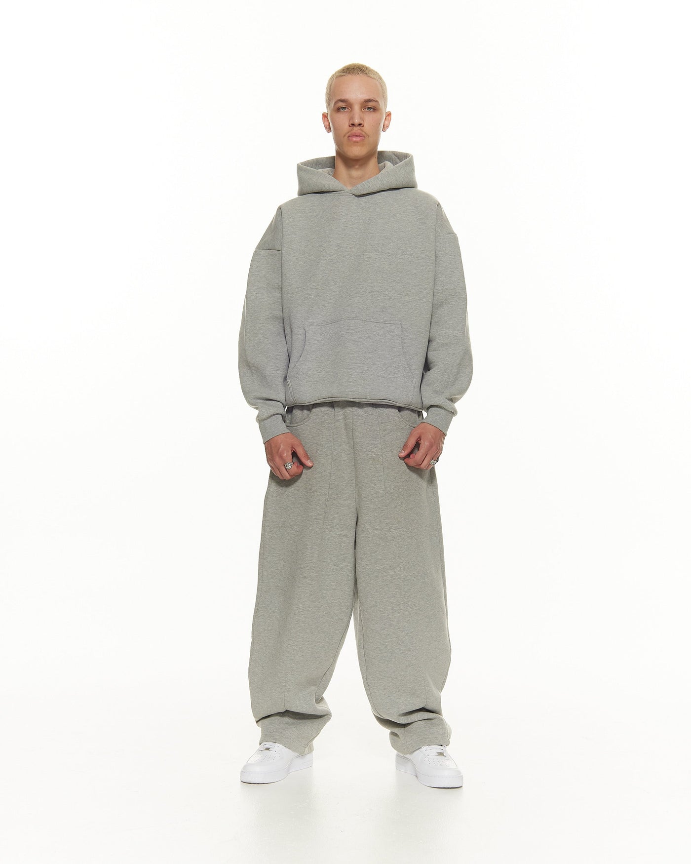 JOGGING CONFORT COUPE DROITE - GRIS