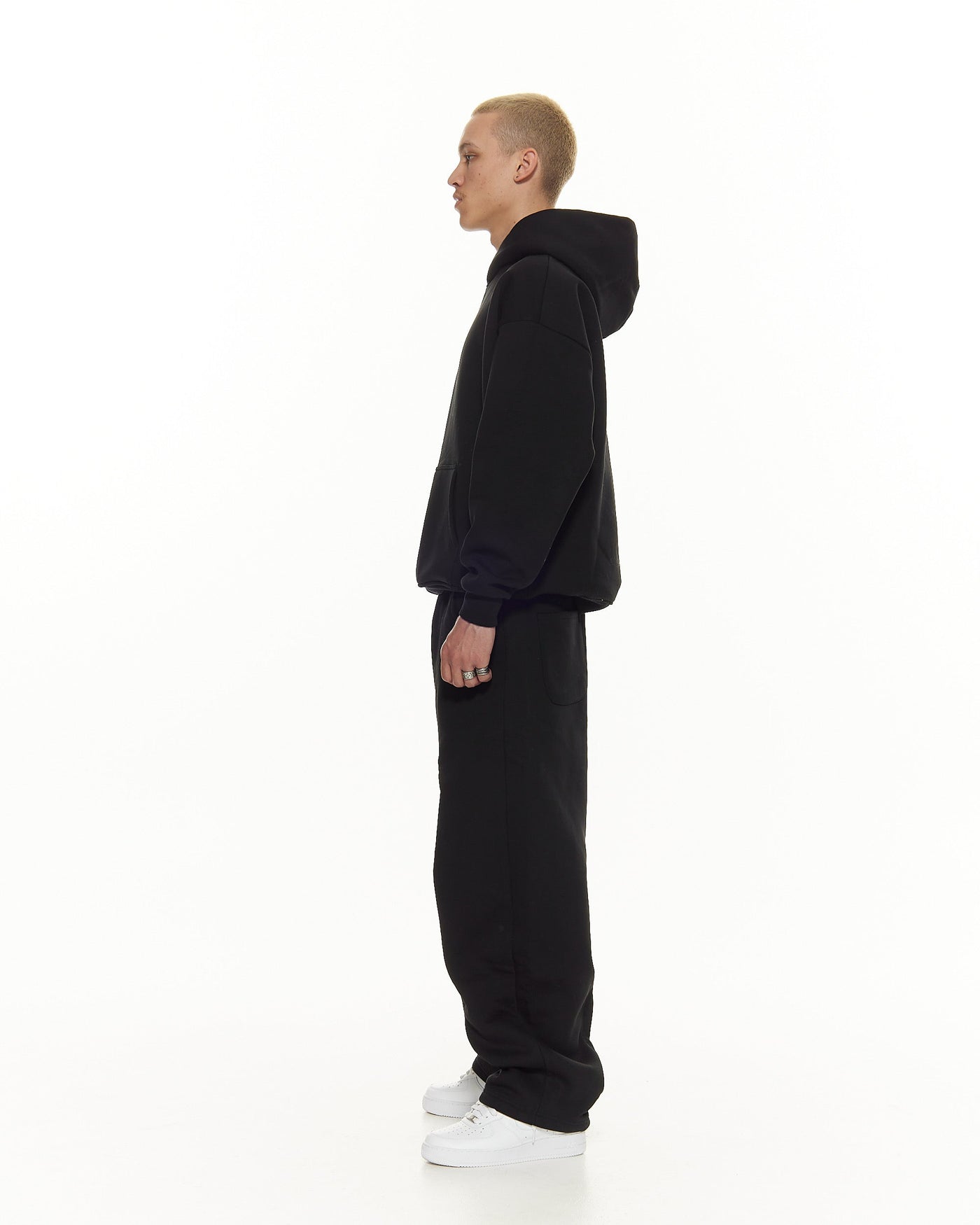 JOGGING CONFORT COUPE DROITE - NOIR