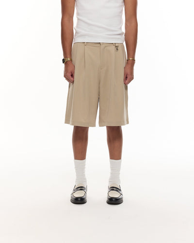 SHORT À PINCE - BEIGE