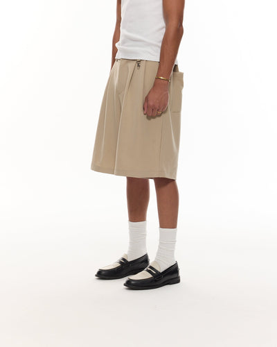 SHORT À PINCE - BEIGE