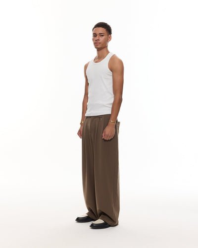 PANTALON À PINCES - MARRON