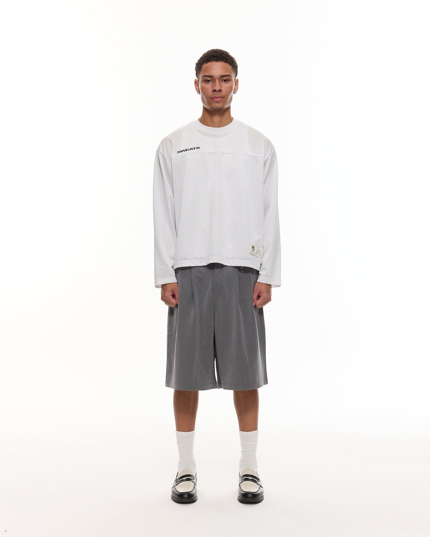 SHORT À PINCE - GRIS