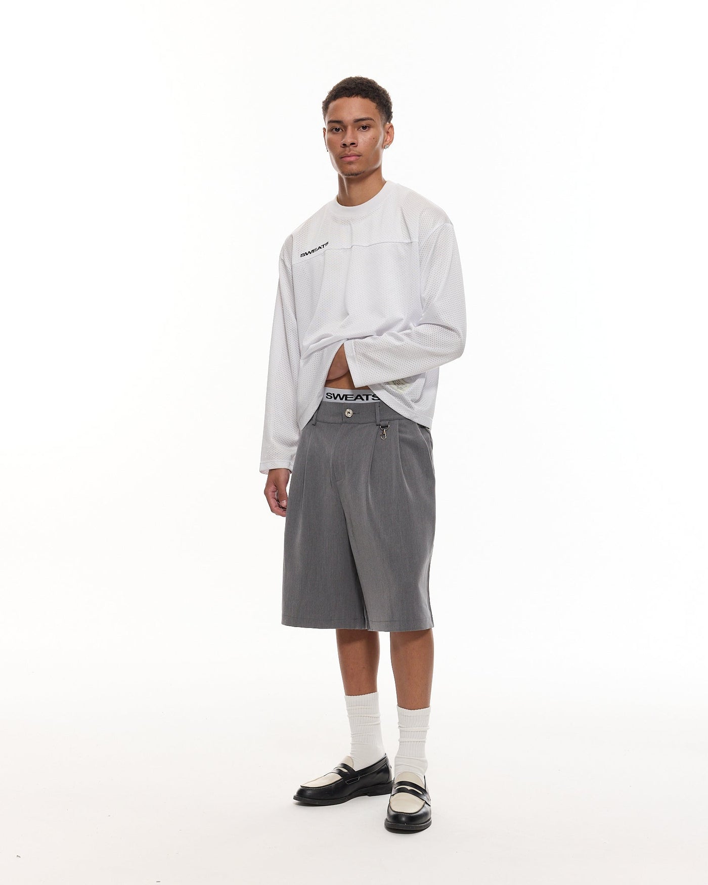SHORT À PINCE - GRIS