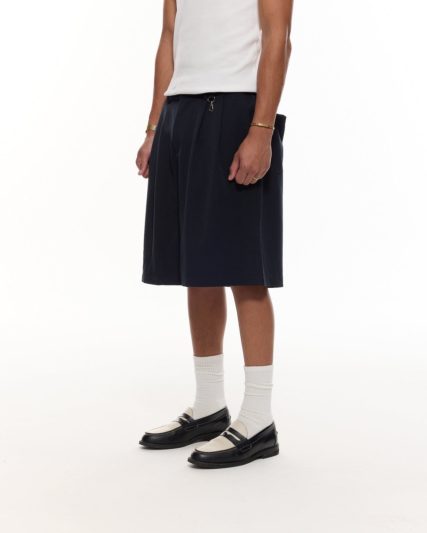 SHORT À PINCE - BLEU MARINE