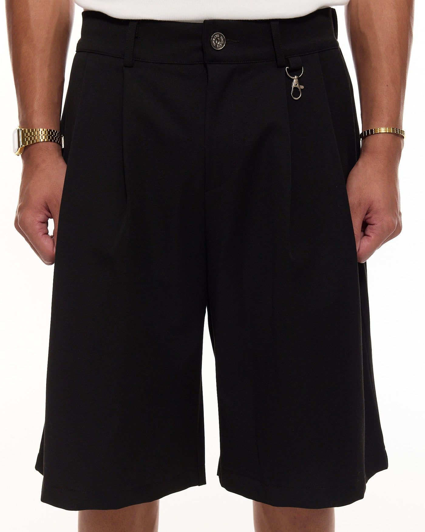 SHORT À PINCE COUPE DROITE - ZALANA™